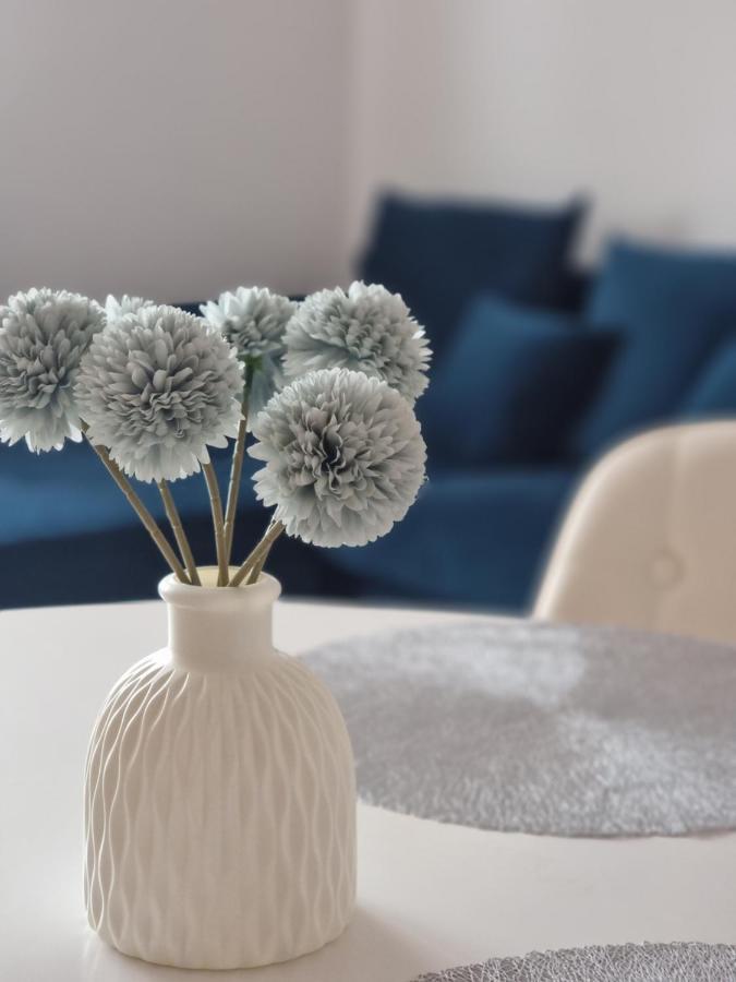 Modern & Cozy Apartment Near Hockey & Football Arena Μπρατισλάβα Εξωτερικό φωτογραφία